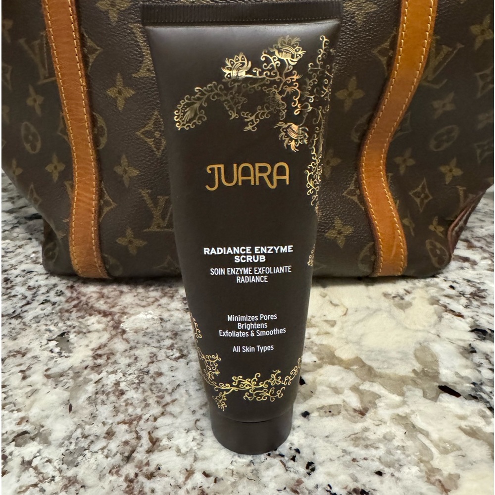 JUARA Radiance Enzyme Scrub & Enzyme Mask